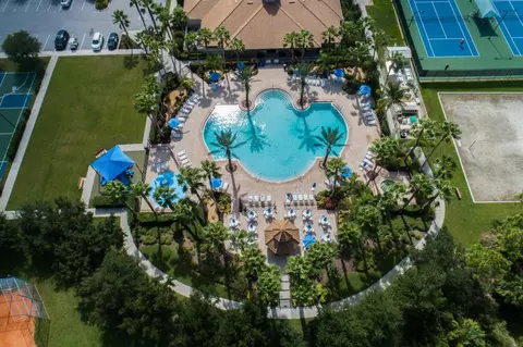 Exterior - 11626 Dancing River Dr, Venice, FL 34292 photo 10 of 12