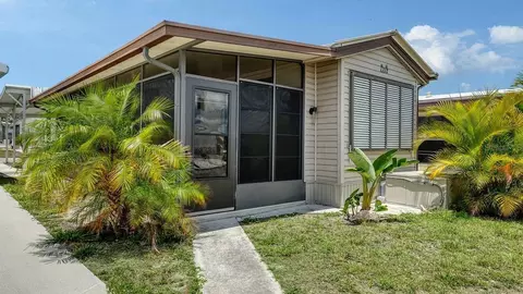 1475 Flamingo Dr #71, Englewood, FL 34224