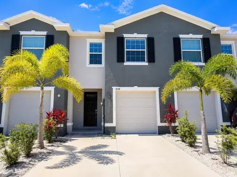 8748 Milestone Dr, Sarasota, FL 34238