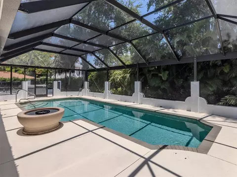 Exterior - 628 Granada Ave, Venice, FL 34285 photo 2 of 15