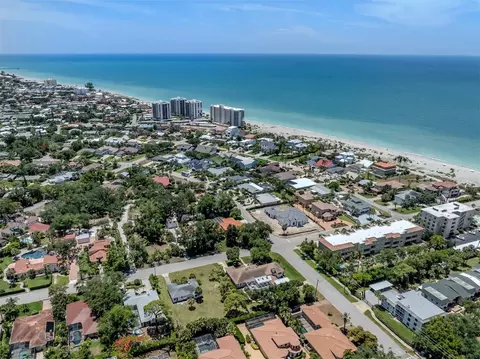 View/Area - 628 Granada Ave, Venice, FL 34285 photo 10 of 21