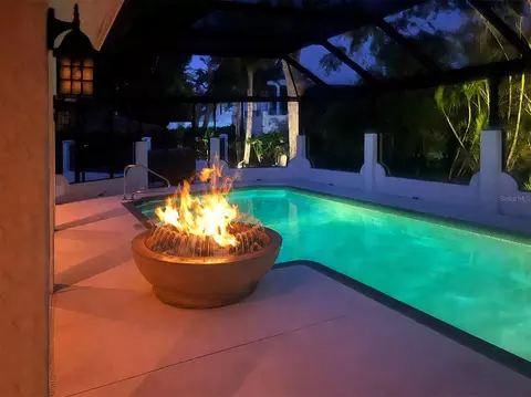 Exterior - 628 Granada Ave, Venice, FL 34285 photo 11 of 15