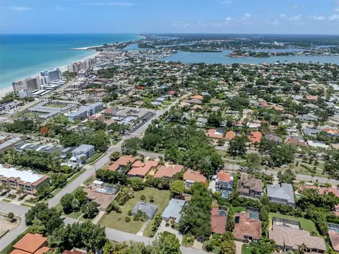 View/Area - 628 Granada Ave, Venice, FL 34285 photo 5 of 21