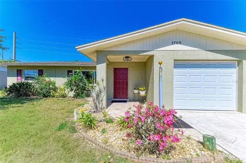 1768 Banyan Dr, Venice, FL 34293