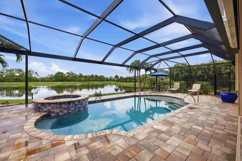 Exterior - 13652 Classico Ct, Venice, FL 34293 photo 5 of 13