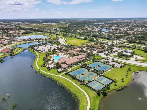 View/Area - 13652 Classico Ct, Venice, FL 34293 photo 3 of 9
