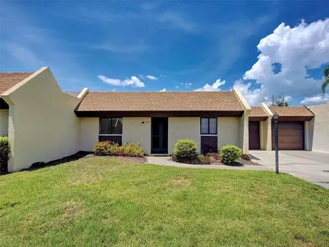 499 Albee Farm Rd #V11, Venice, FL 34285