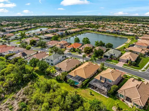 View/Area - 11631 Dancing River Dr, Venice, FL 34292 photo 7 of 11