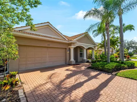 Exterior - 11631 Dancing River Dr, Venice, FL 34292 photo 5 of 25