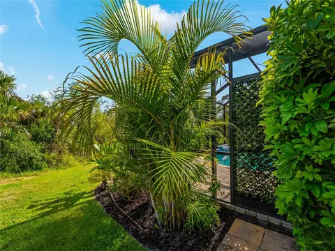 Exterior - 11631 Dancing River Dr, Venice, FL 34292 photo 14 of 25