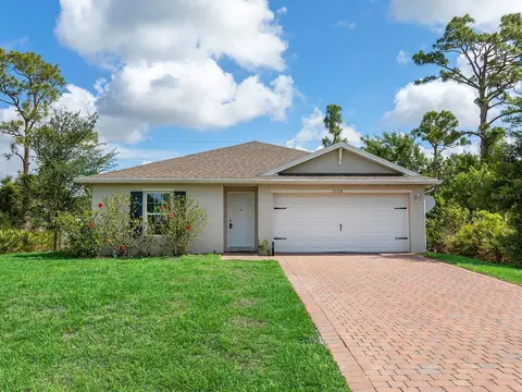 12168 Grosspoint Ave, Port Charlotte, FL 33981
