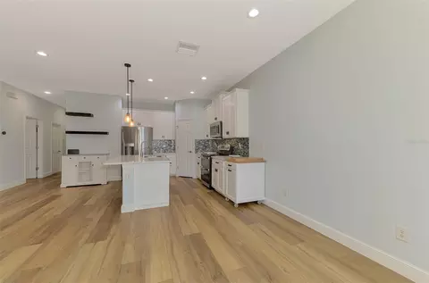 Kitchen - 7734 108th Avenue Cir E, Parrish, FL 34219 photo 8 of 11