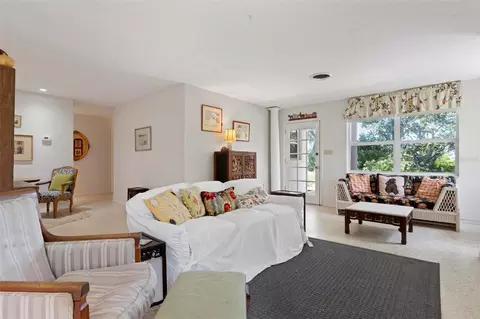 Living - 417 Baycrest Dr, Venice, FL 34285 photo 3 of 4