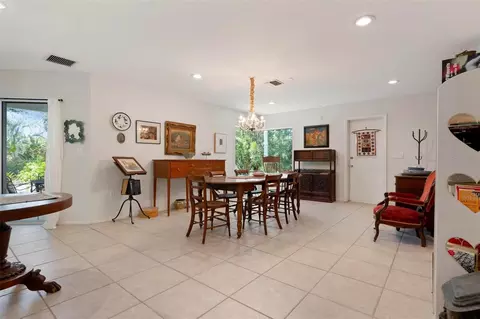 Dining - 417 Baycrest Dr, Venice, FL 34285 photo 1 of 4