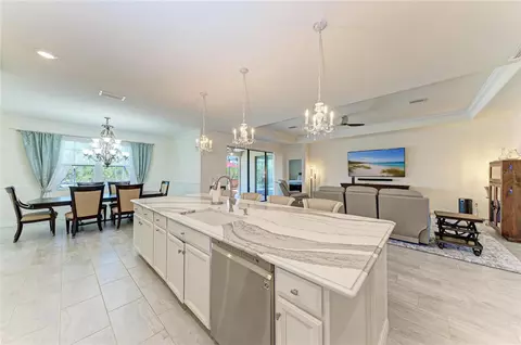 Kitchen - 20706 Benissimo Dr, Venice, FL 34293 photo 5 of 6
