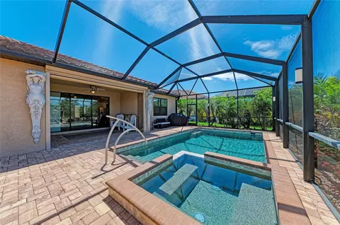 Exterior - 20706 Benissimo Dr, Venice, FL 34293 photo 7 of 10