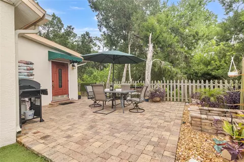 Exterior - 1101 50th St E, Bradenton, FL 34208 photo 3 of 6