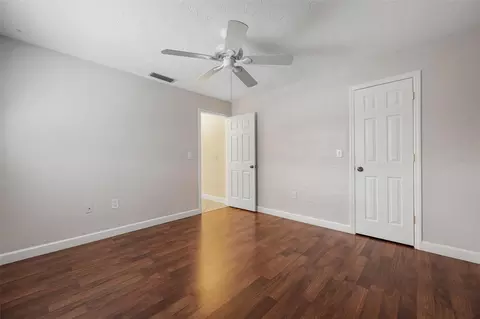Bedroom - 1011 Pine Forest Ct, Venice, FL 34293 photo 6 of 6