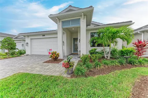 18615 Midsummer Pl, Venice, FL 34293