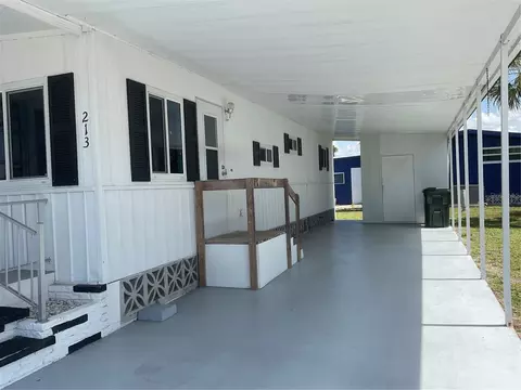 213 Como Dr, Venice, FL 34285 photo 40