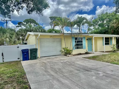 270 W Seminole Dr, Venice, FL 34293