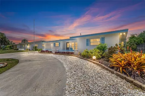 531 Sheridan Dr, Venice, FL 34293