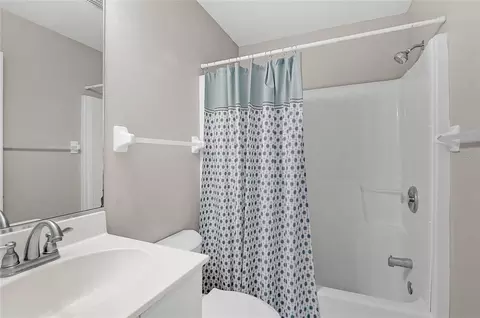 Bath - 732 Nectar Rd, Venice, FL 34293 photo 2 of 2