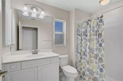 Bath - 732 Nectar Rd, Venice, FL 34293 photo 1 of 2