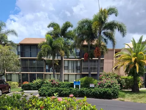 618 Bird Bay Dr S #201, Venice, FL 34285