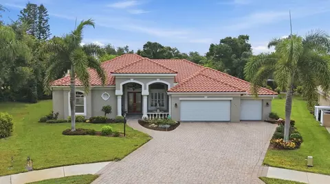597 Aston Woods Ct, Venice, FL 34293