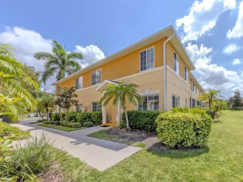 12983 Tigers Eye Dr, Venice, FL 34292