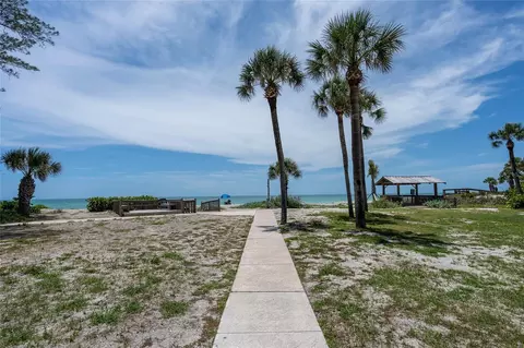 Exterior - 908 Villas Dr #31, Venice, FL 34285 photo 10 of 11
