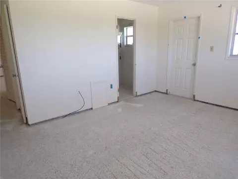 Bedroom - 1124 Sunset Dr, Venice, FL 34285 photo 2 of 2