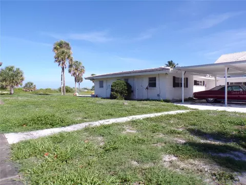 Exterior - 1124 Sunset Dr, Venice, FL 34285 photo 8 of 9