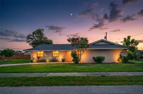 337 Colgan Ave SE, Port Charlotte, FL 33952