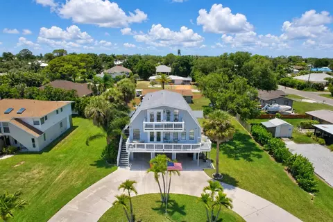 1194 Linden Rd, Venice, FL 34293