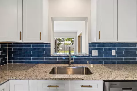 Kitchen - 106 Aurora St E, Venice, FL 34285 photo 7 of 7
