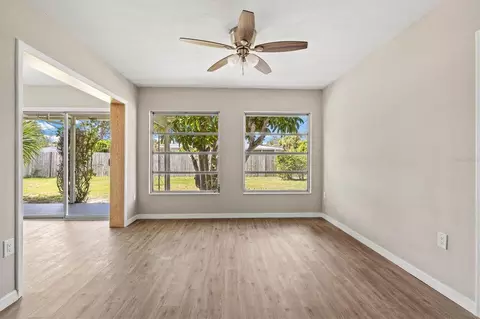 Living - 106 Aurora St E, Venice, FL 34285 photo 6 of 12