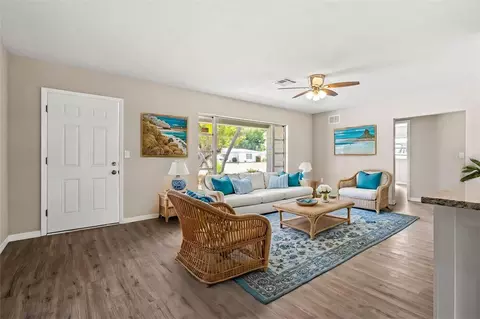 Living - 106 Aurora St E, Venice, FL 34285 photo 3 of 12