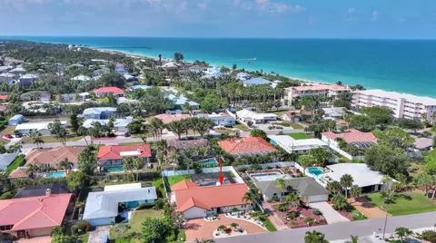 View/Area - 429 Darling Dr, Venice, FL 34285 photo 9 of 13