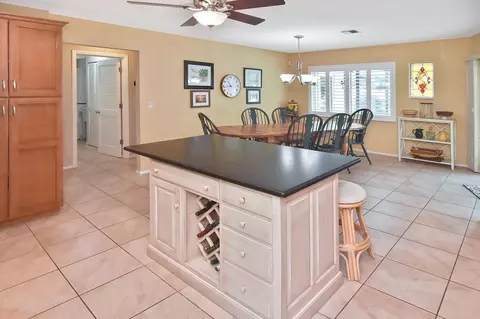 Kitchen - 429 Darling Dr, Venice, FL 34285 photo 5 of 8