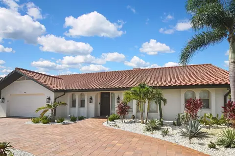Exterior - 429 Darling Dr, Venice, FL 34285 photo 24 of 28