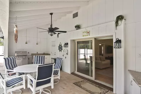 Exterior - 429 Darling Dr, Venice, FL 34285 photo 4 of 28