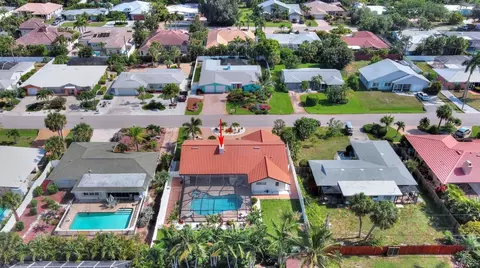 View/Area - 429 Darling Dr, Venice, FL 34285 photo 3 of 13