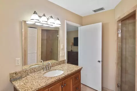 Bath - 429 Darling Dr, Venice, FL 34285 photo 2 of 5