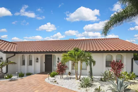 Exterior - 429 Darling Dr, Venice, FL 34285 photo 25 of 28