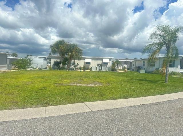 5881 Sunflower Rd, Venice, FL 34293