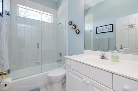 Bath - 919 Tranquility Cir, Osprey, FL 34229 photo 5 of 8