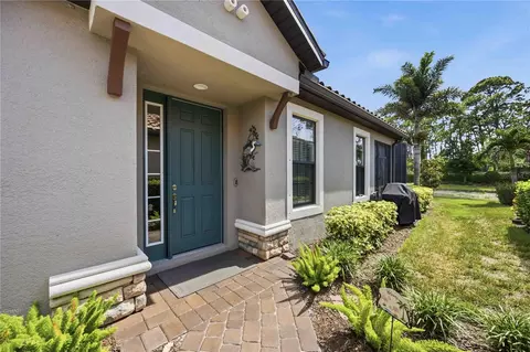 5749 Semolino St, Nokomis, FL 34275