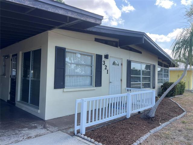321 Alba St E, Venice, FL 34285